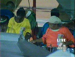 SoundSpecialists-of-Laventille_pfbd2007_PDVD_104_p_300.jpg - 20752 Bytes